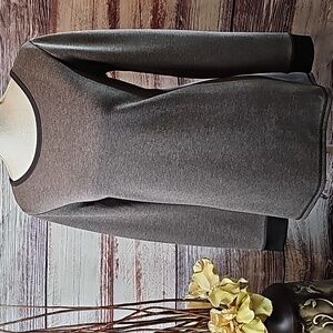 NWOT LINEA LEISURE BY LOUIS DELL'OLIO GRAY & BLACK LONG SLEEVE PULLOVER TOP